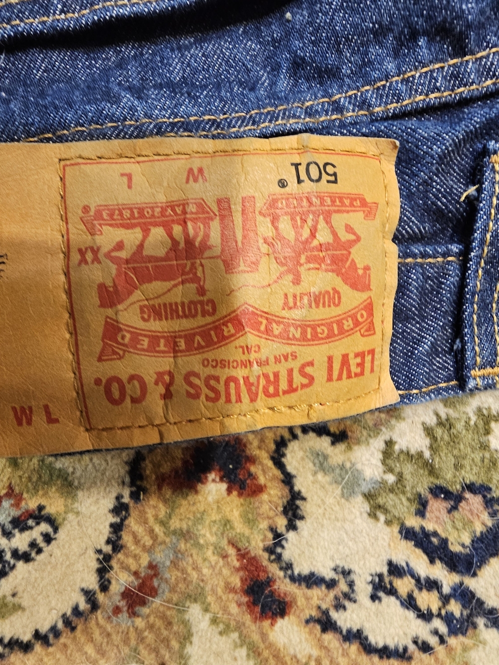 2 Pair Levis 44x36 Jeans - Picture 2 of 9